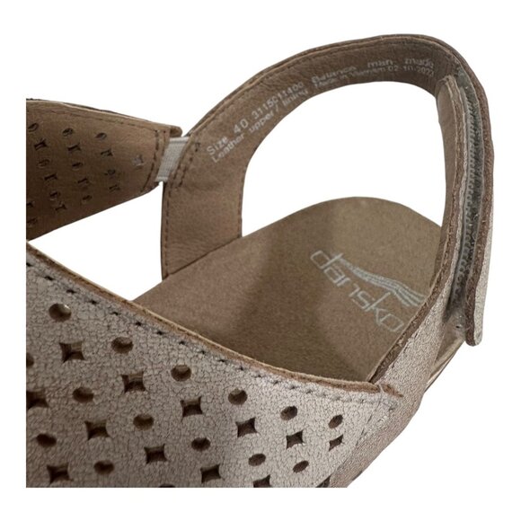 Dansko Teagan Womens Beige Perforated Leather Heeled Sandals SZ 40 EU/ 9.5-10 US - Picture 6 of 16